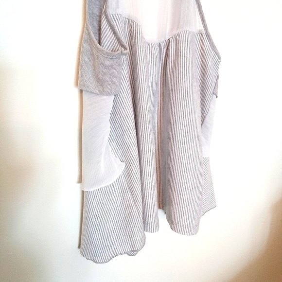 Mixed Medium Lightweight Tiered Vest - Picture 5 of 10